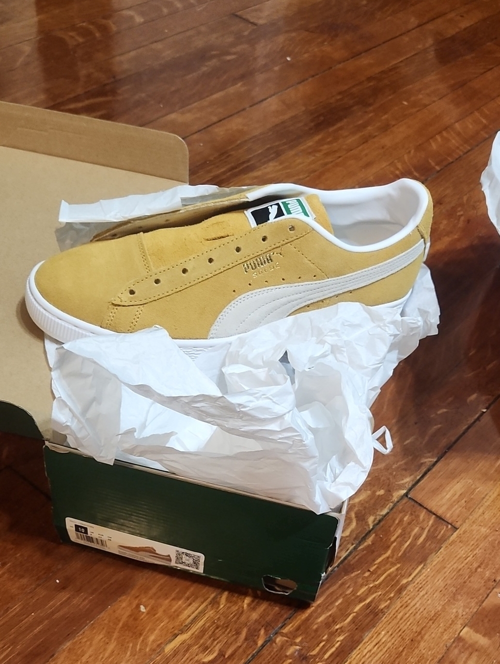 Puma Classic Suede Low-Top Sneakers in Mustard and White